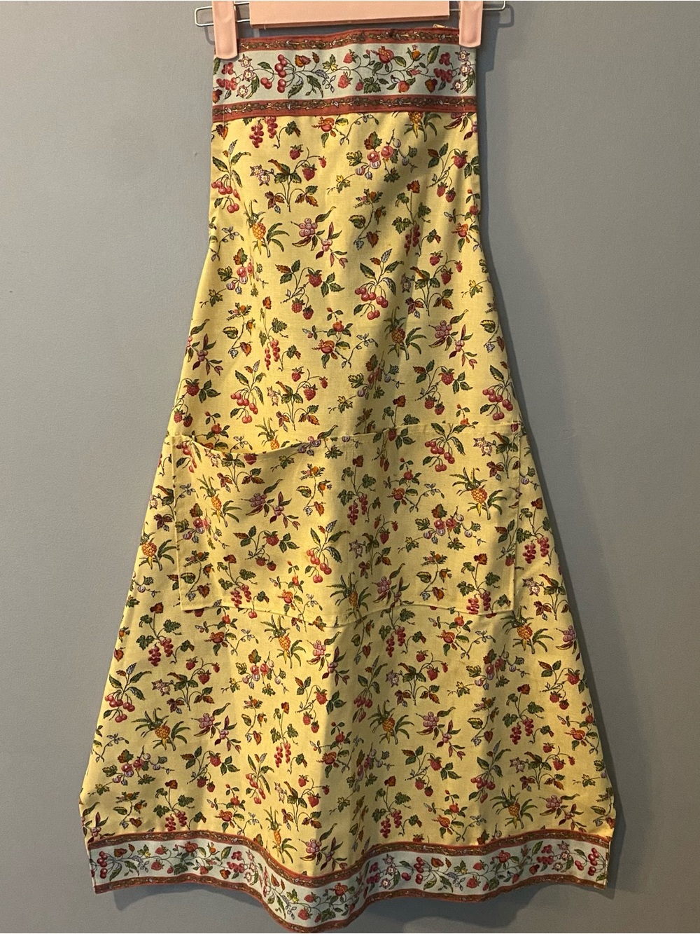 Williams-Sonoma Yellow Floral Adjustable Apron with Cherry Print Trim